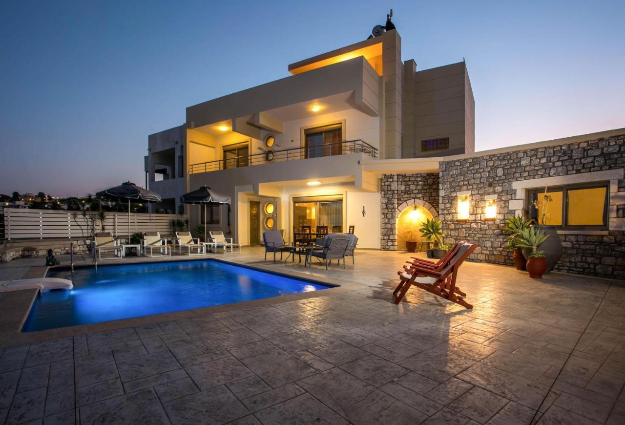 Des & Coo Luxury Villa With Private Pool Фаліракі Екстер'єр фото