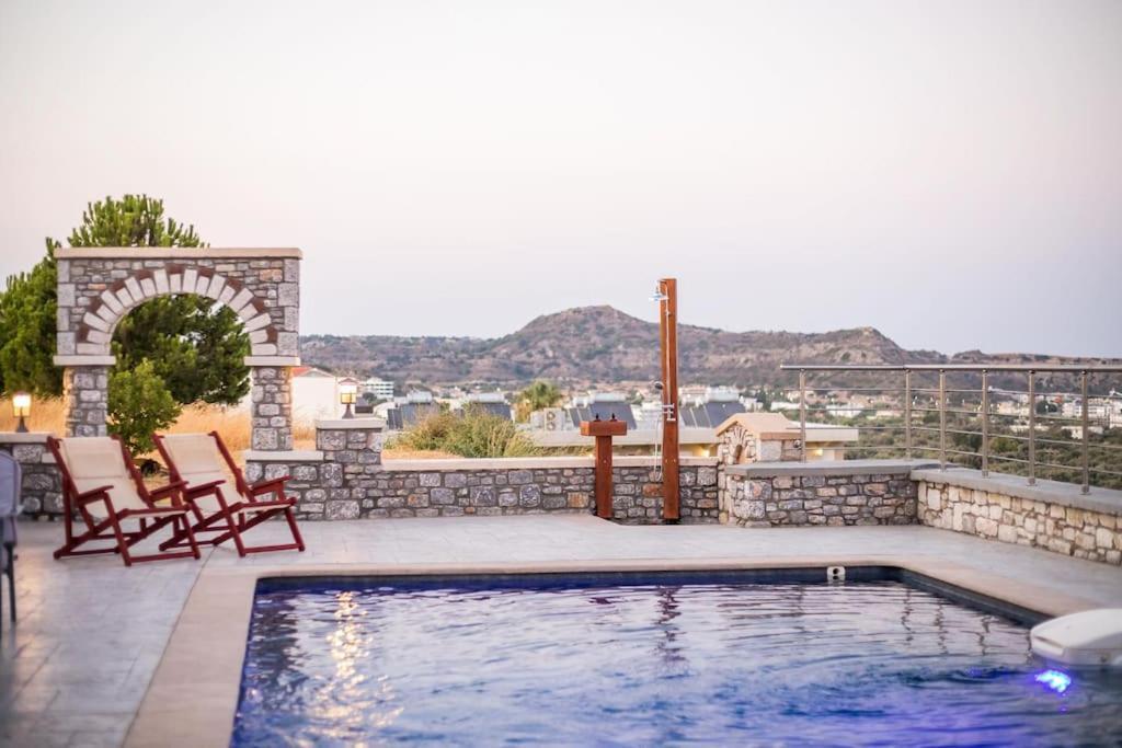 Des & Coo Luxury Villa With Private Pool Фаліракі Екстер'єр фото